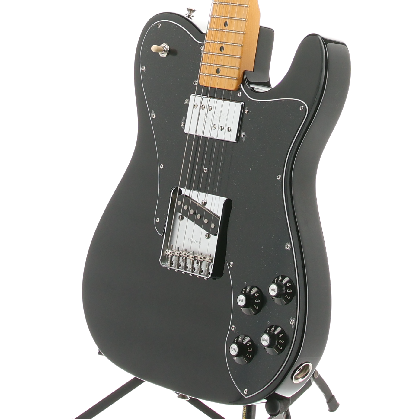 Fender American Vintage II 1977 Telecaster Custom, Maple Fingerboard, Black (E1) (30759)