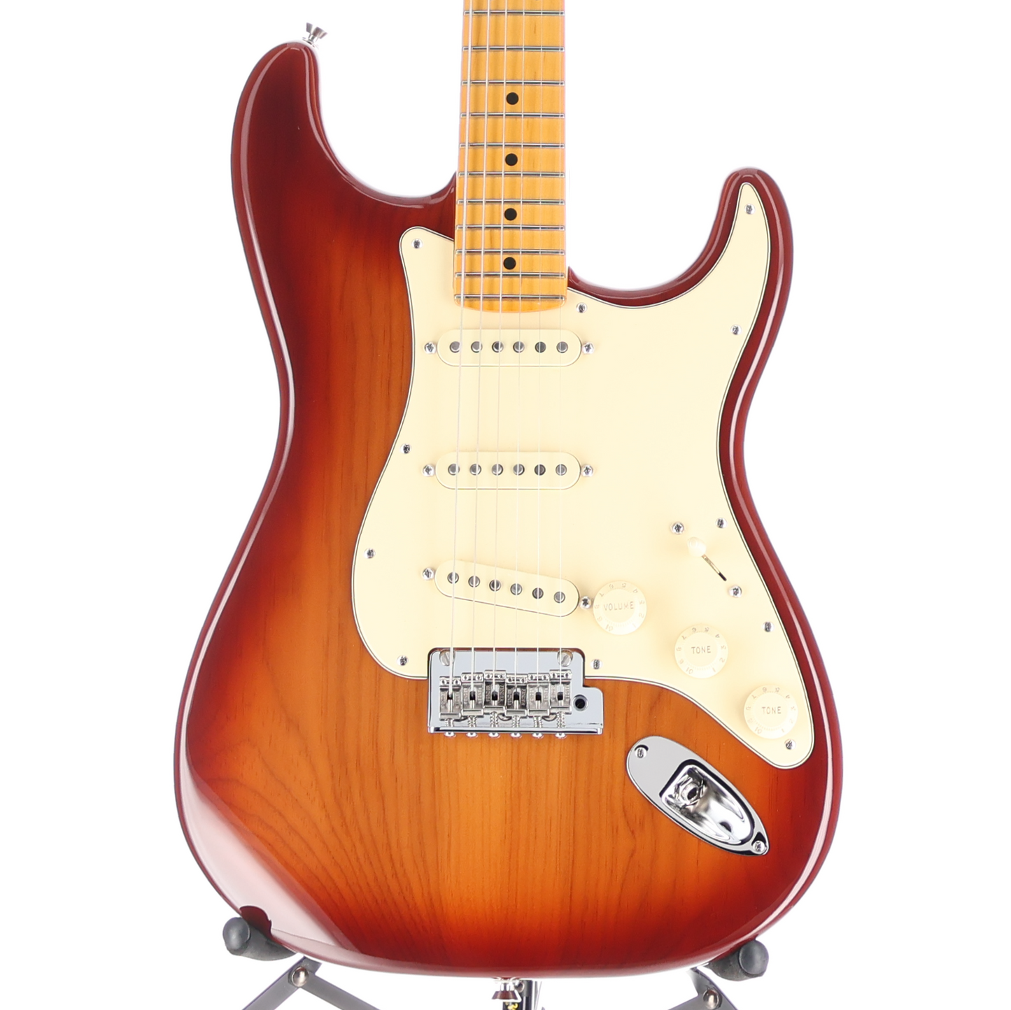 Fender American Professional II Stratocaster, Maple Fingerboard, Sienna Sunburst (R10) (08533)