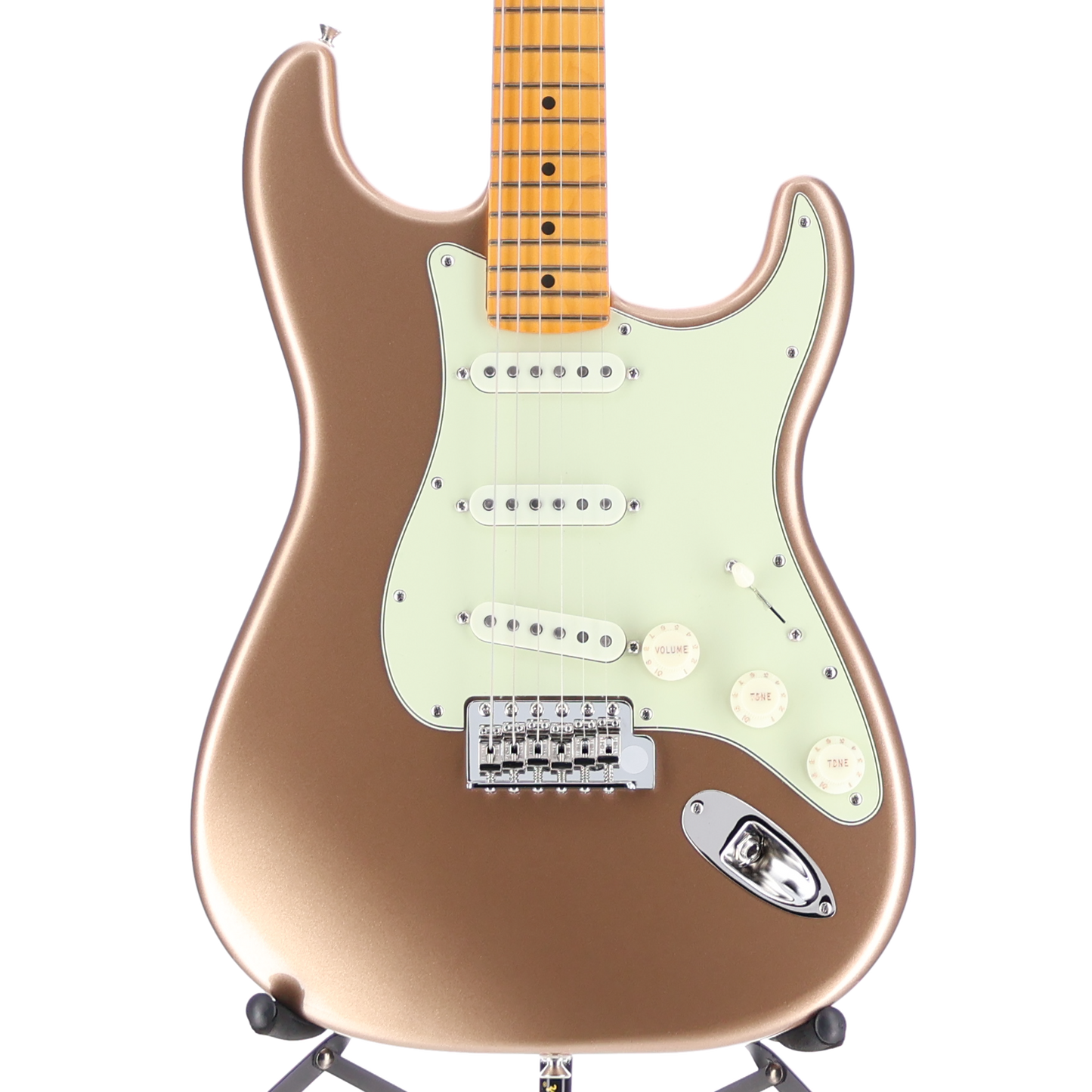 Fender American Professional Classic Stratocaster®, Maple Fingerboard, Faded Firemist Gold (K2) (99817)