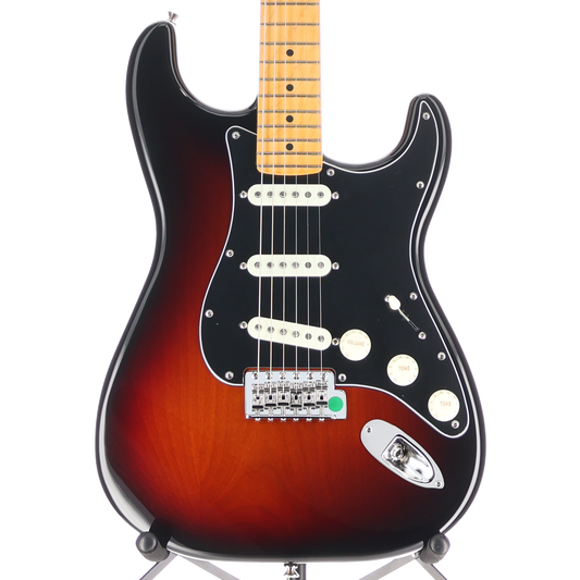 Fender American Professional Classic Stratocaster, Maple Fingerboard, 3-Color Sunburst (S12) (98273)
