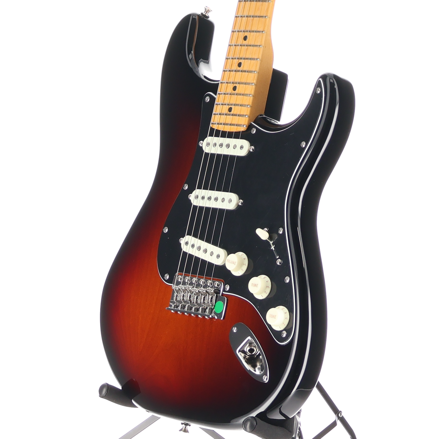 Fender American Professional Classic Stratocaster, Maple Fingerboard, 3-Color Sunburst (S12) (98273)
