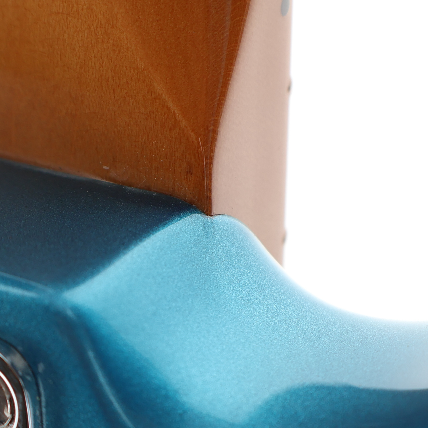 Fender Vintera III Late '60s Precision Bass, Maple Fingerboard, Lake Placid Blue (Q12) (16742)