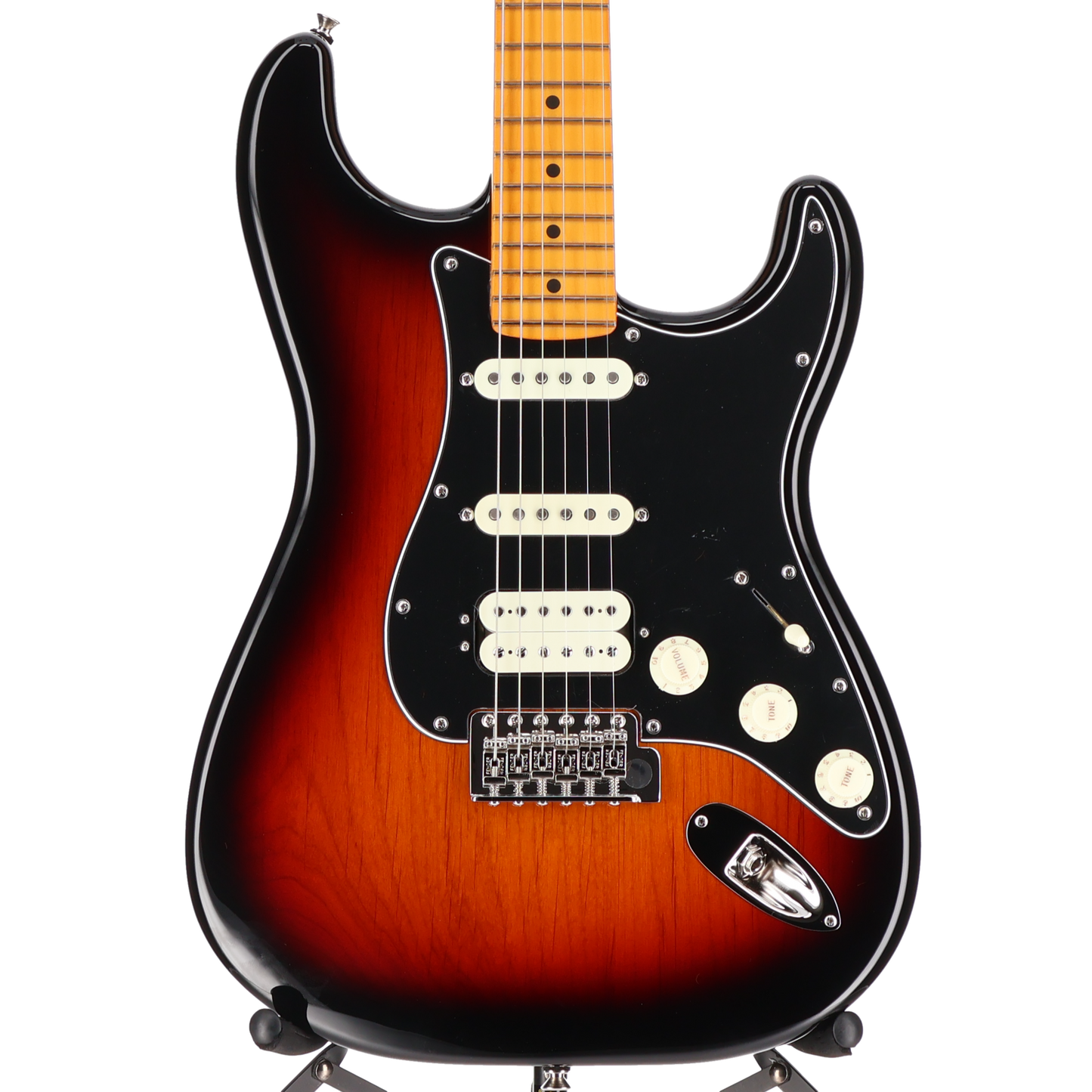 Fender American Professional Classic Stratocaster® HSS, Maple Fingerboard, 3-Color Sunburst (M8) (97735)