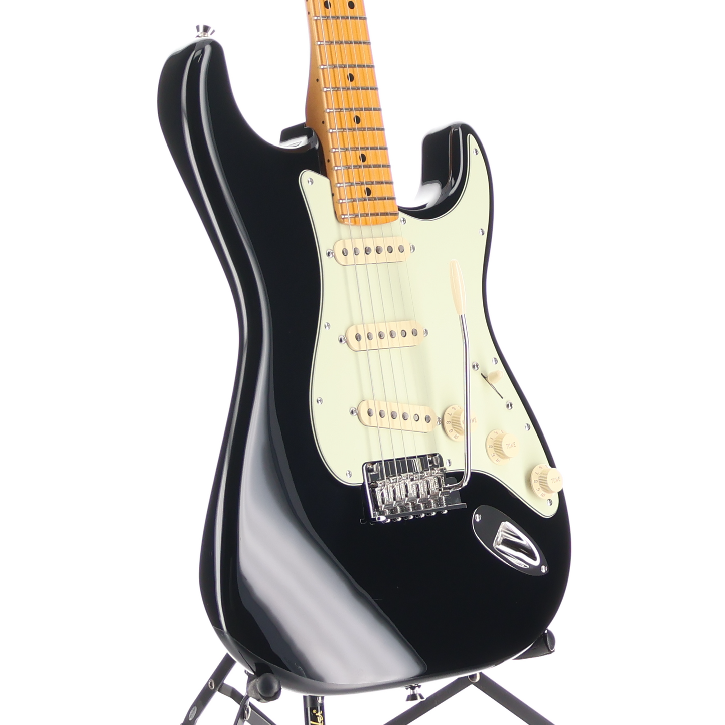 Fender American Professional II Stratocaster, Maple Fingerboard, Black (L6) (07990)